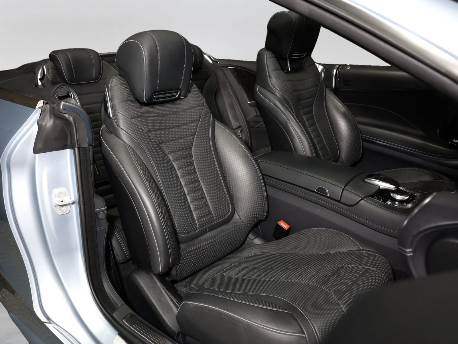 Used 2019 Mercedes-Benz S 560 Cabriolet w/ AMG Line Exterior image 4