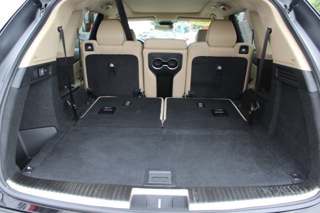 Used 2025 Acura MDX w/ Advance Package AWD/4WD image 28