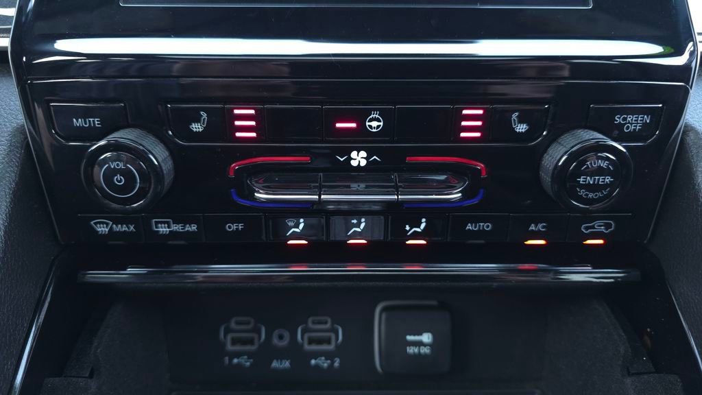 Used 2022 Jeep Grand Cherokee Altitude image 35