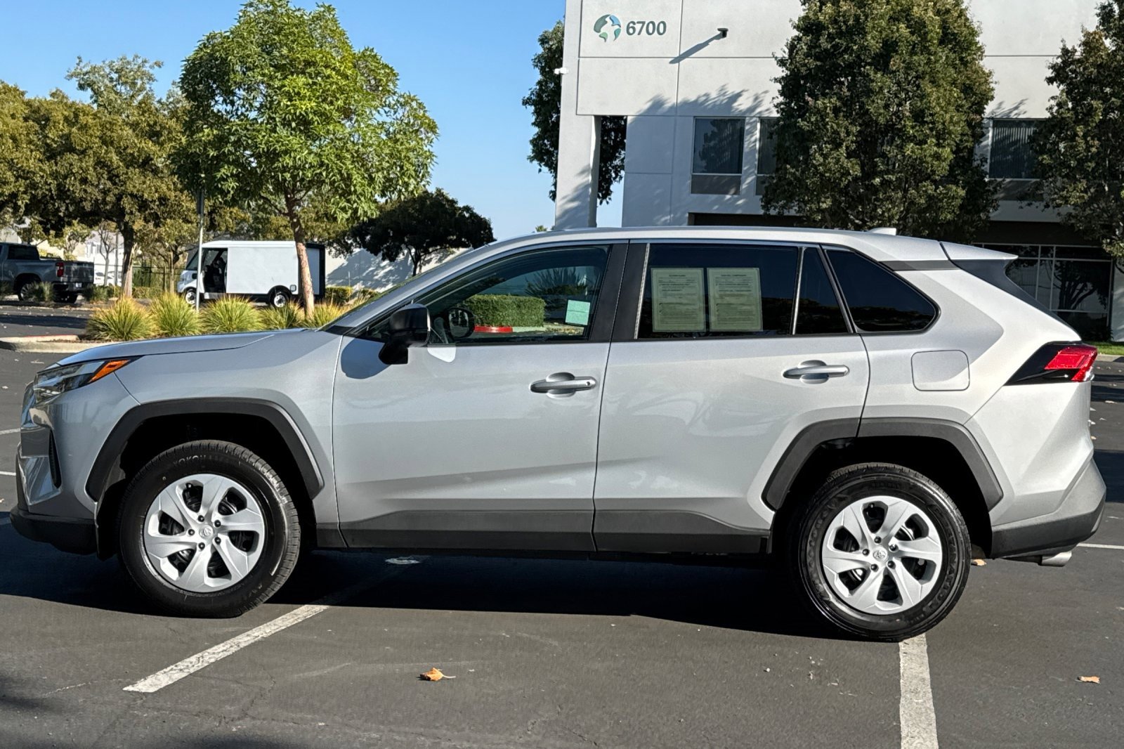 Used 2024 Toyota RAV4 LE image 7