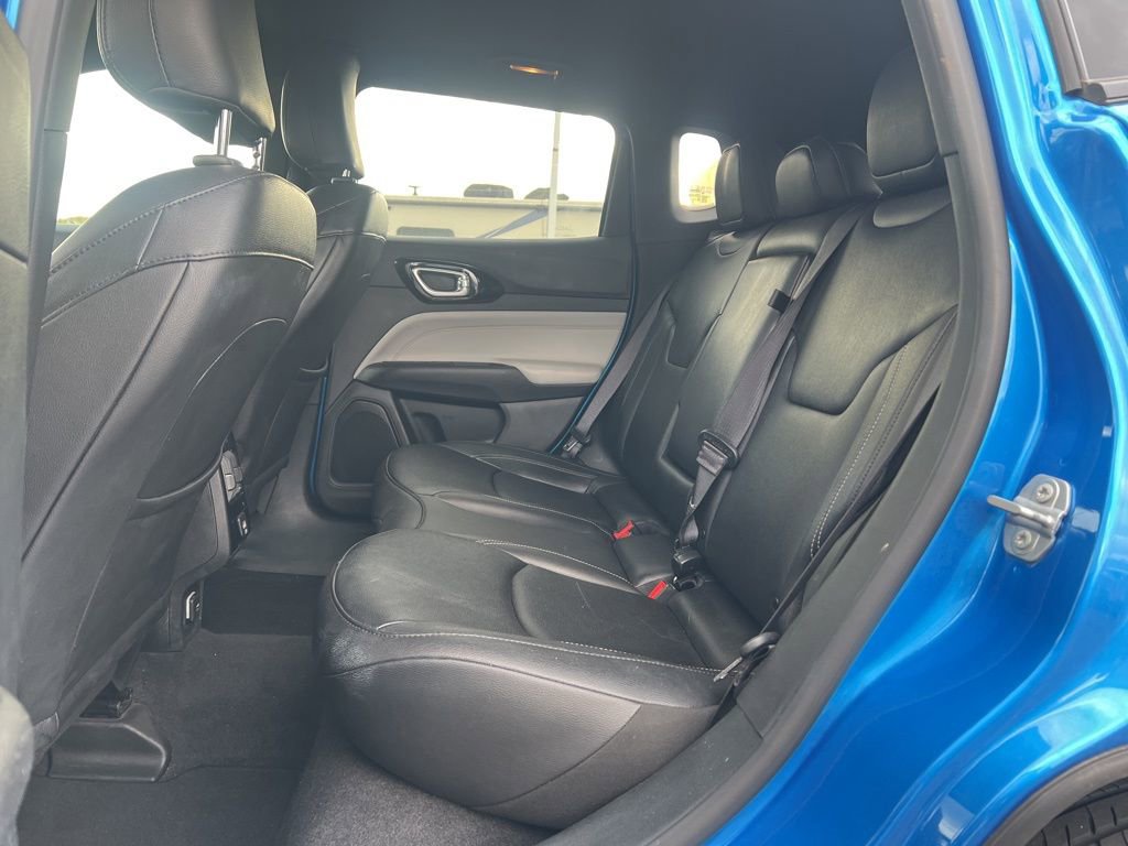 Used 2025 Jeep Compass Limited AWD/4WD image 27