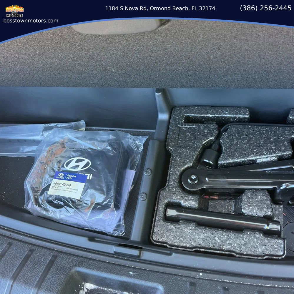 Used 2014 Hyundai Santa Fe Sport w/ Premium Equipment Package 03 image 8