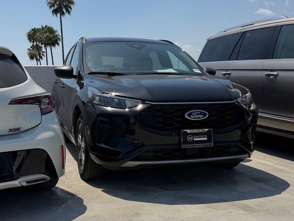 Certified 2023 Ford Escape ST-Line