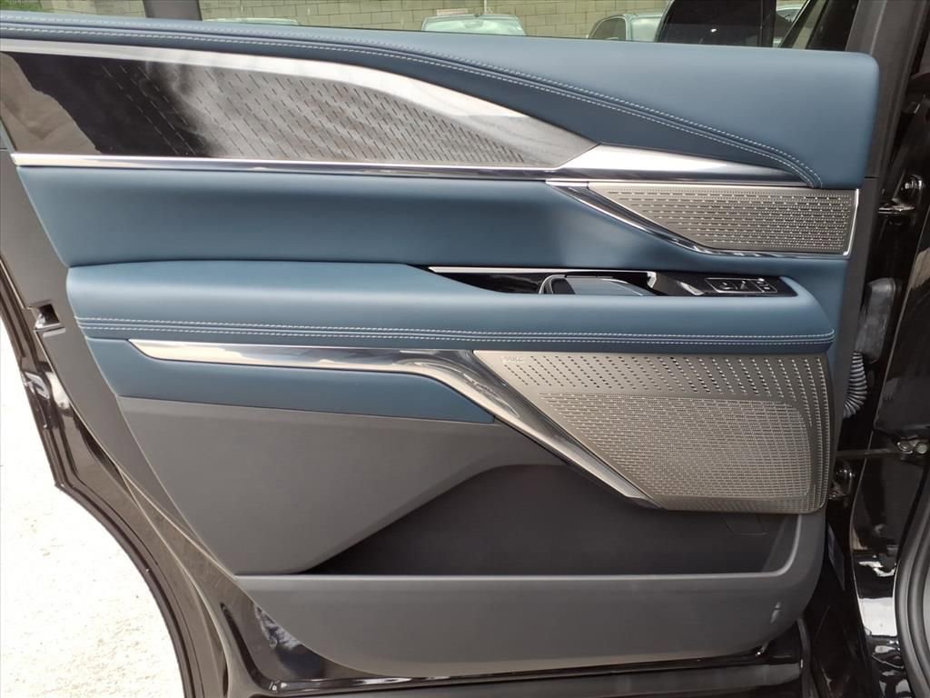 New 2026 Cadillac Escalade IQ Sport 2 AWD/4WD image 8