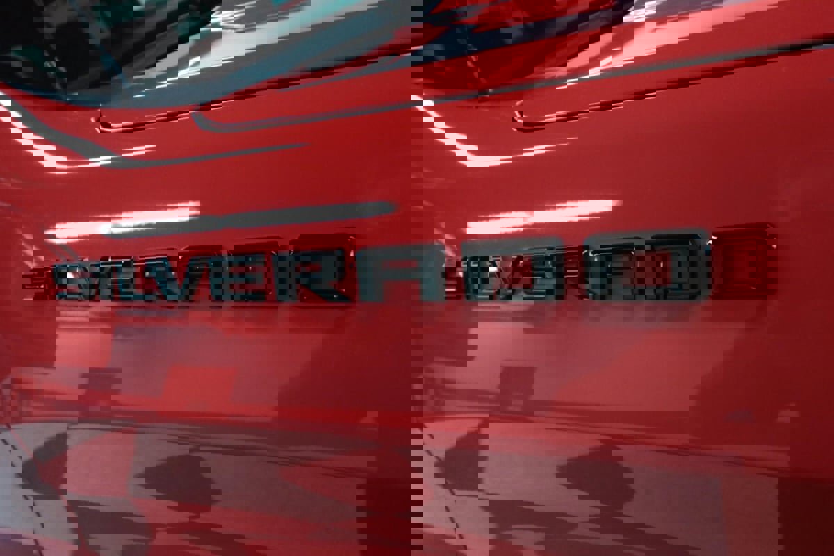 Used 2023 Chevrolet Silverado 1500 Custom w/ LPO, Dark Essentials Package image 35