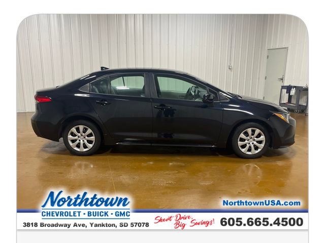 Used 2023 Toyota Corolla LE FWD image 6