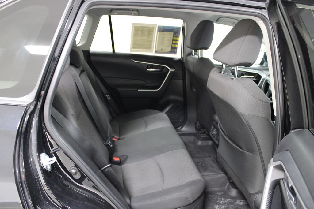 Used 2024 Toyota RAV4 AWD Hybrid image 29