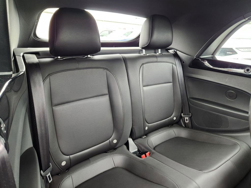 Used 2013 Volkswagen Beetle 2.5 image 13