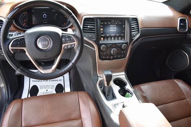 Used 2017 Jeep Grand Cherokee Summit w/ Platinum Series Group image 18