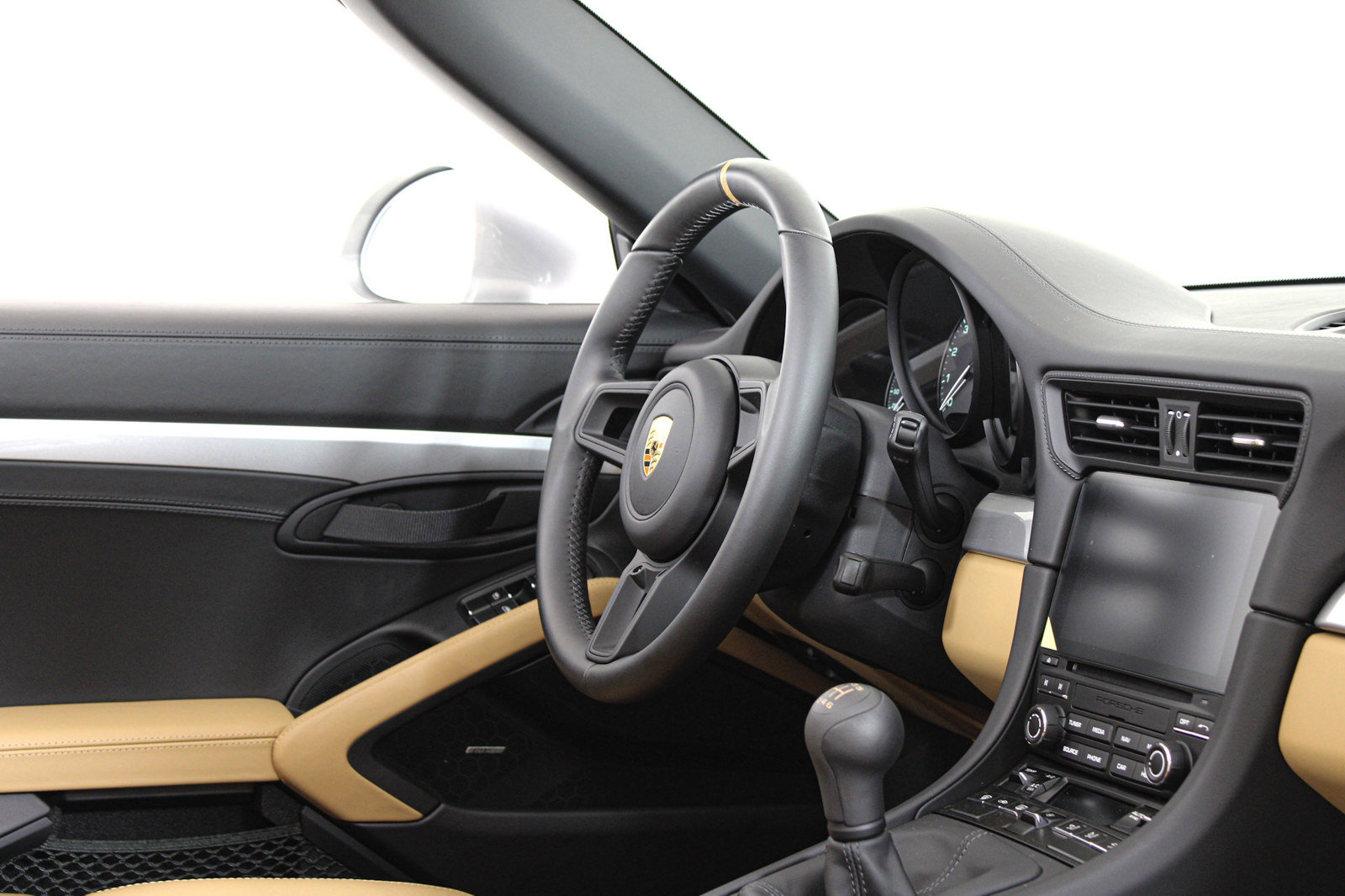 Used 2019 Porsche 911 Speedster RWD image 32