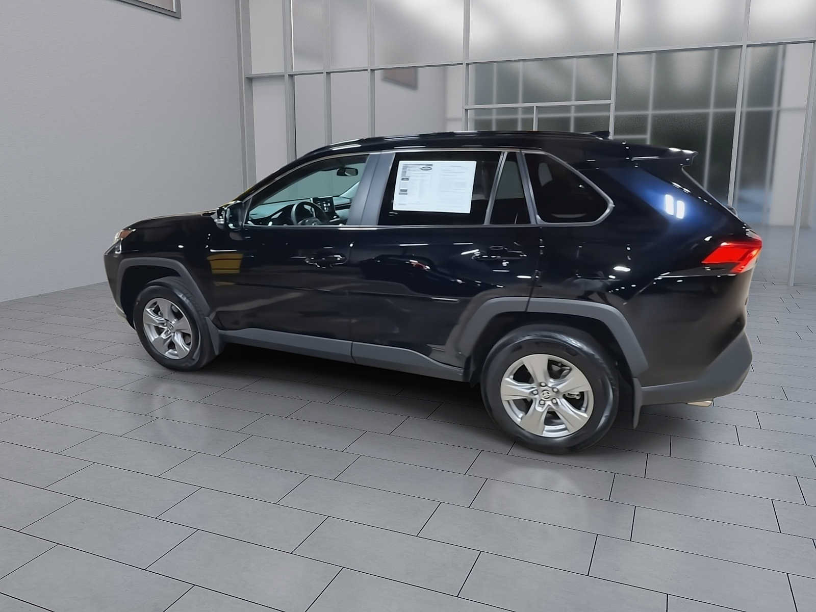 Used 2024 Toyota RAV4 XLE w/ Convenience Package AWD/4WD image 6