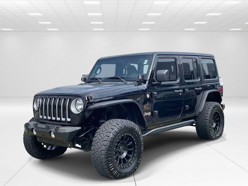 Used 2022 Jeep Wrangler Unlimited Sahara w/ Cold Weather Group AWD/4WD image 3