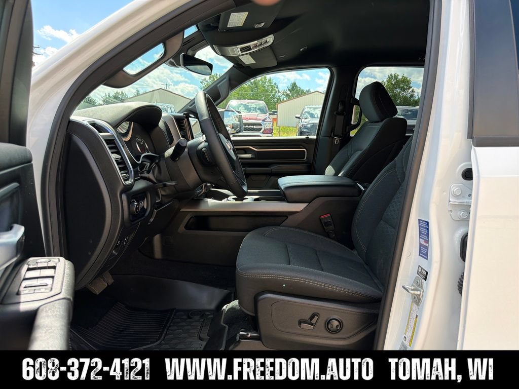 Used 2025 RAM 1500 Big Horn AWD/4WD image 11