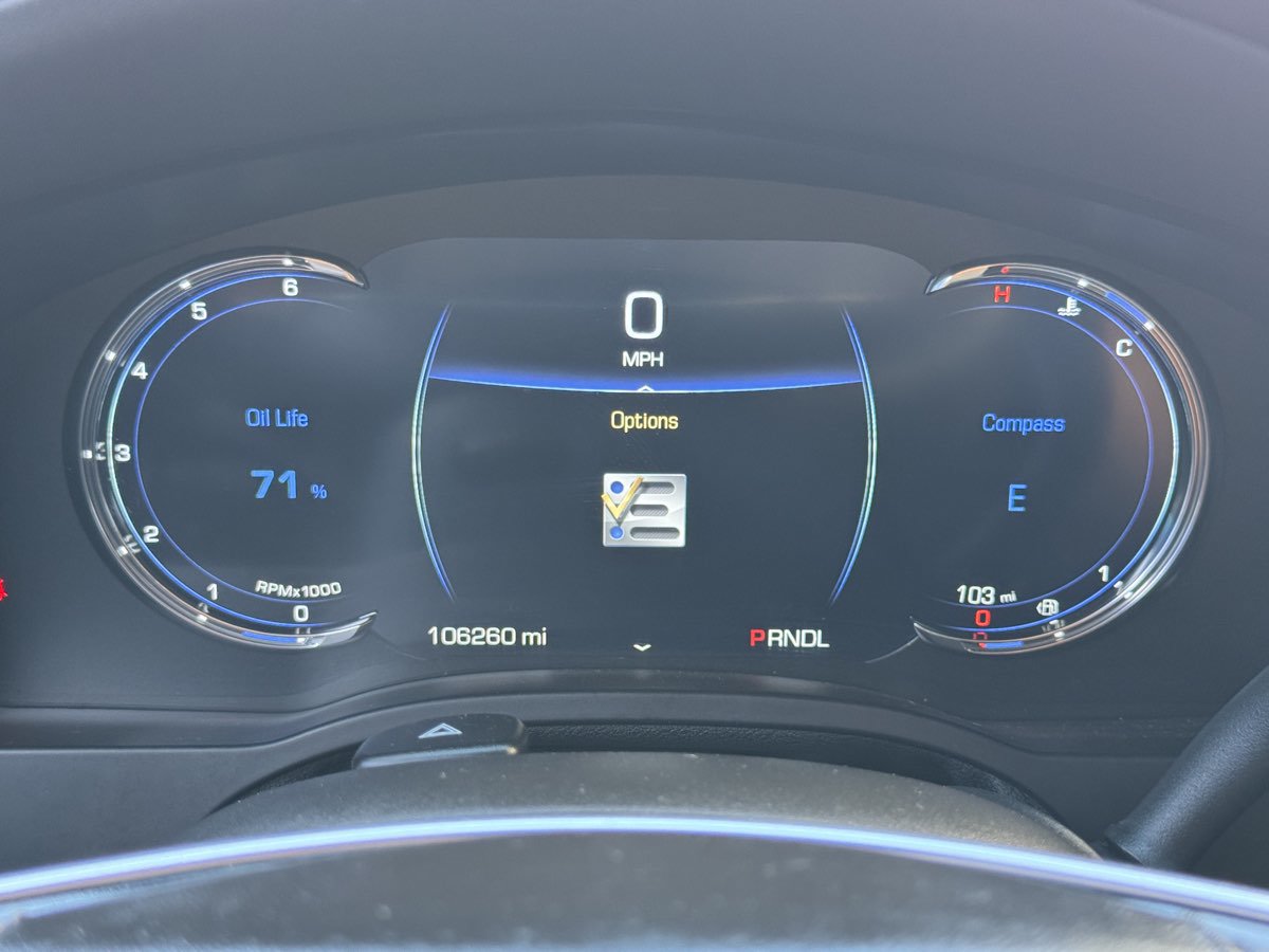 Used 2018 Cadillac Escalade Platinum AWD/4WD image 32