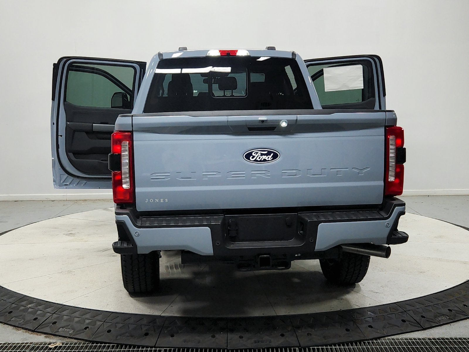 New 2027 Ford F250 Lariat w/ Black Appearance Package AWD/4WD image 15