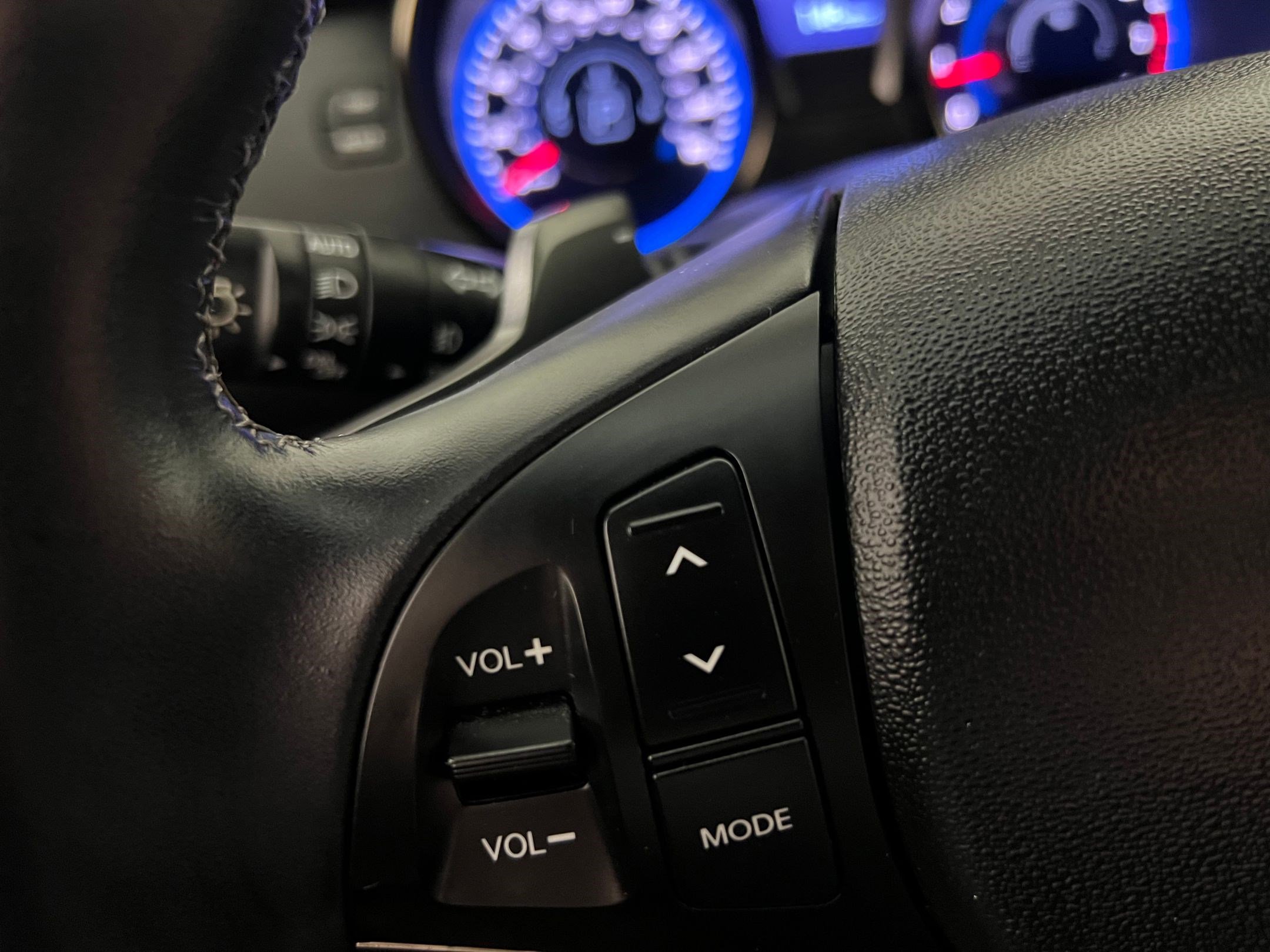 Used 2013 Hyundai Genesis 3.8 image 15