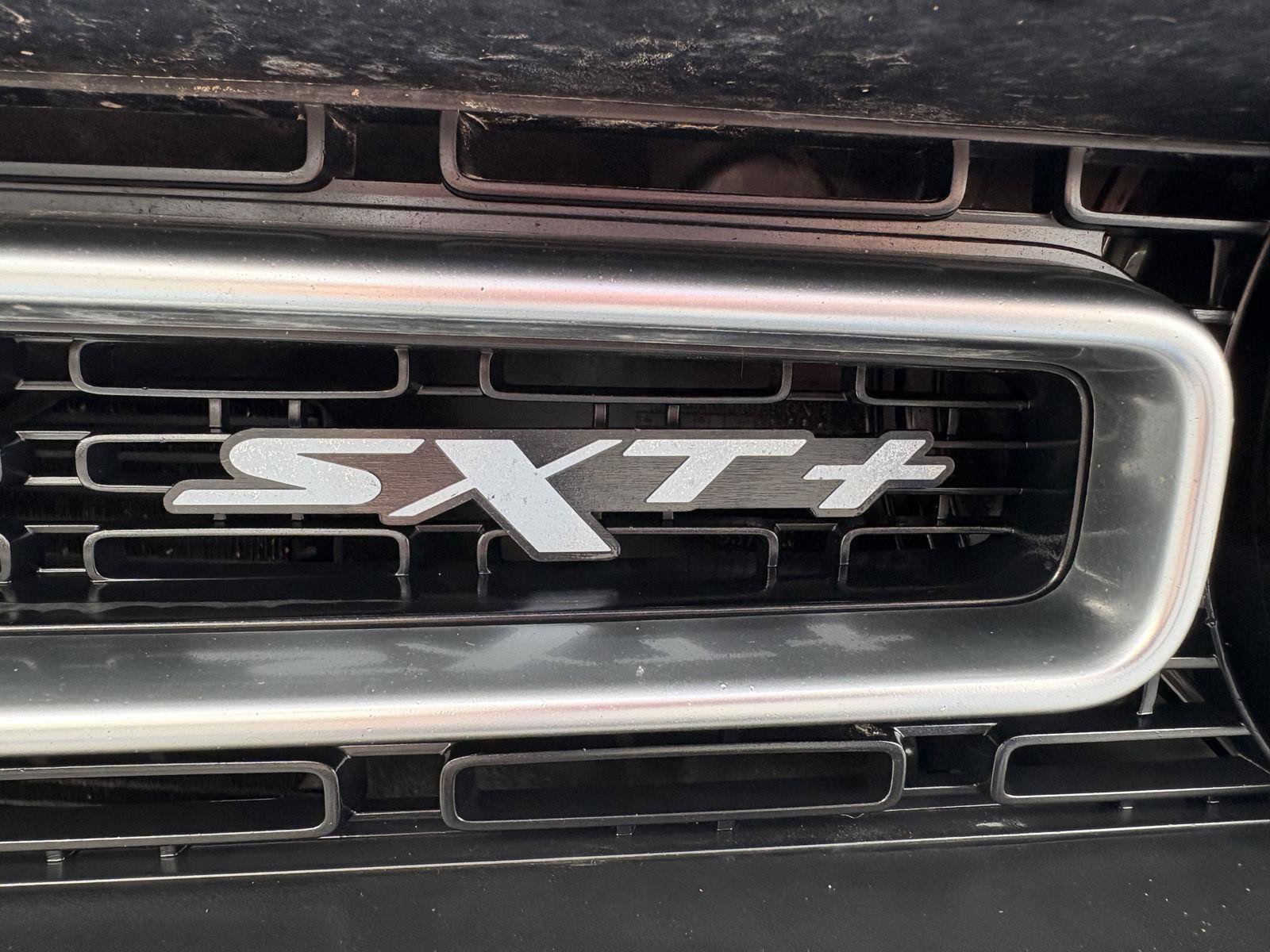 Used 2015 Dodge Challenger SXT Plus w/ Premium Sound Group RWD image 8