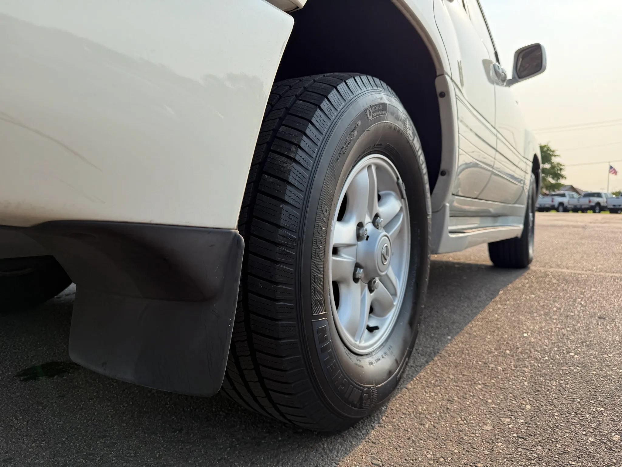 Used 2000 Lexus LX 470 4WD image 34