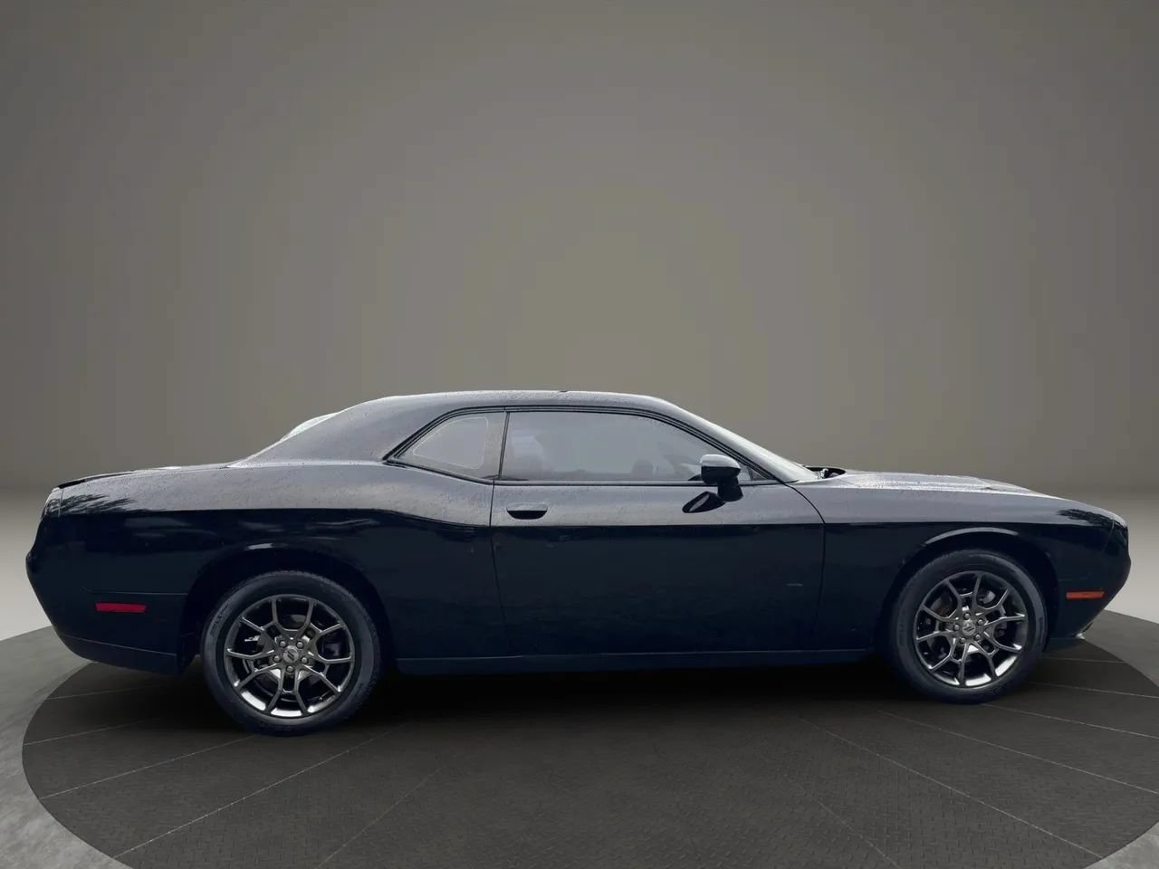 Used 2017 Dodge Challenger GT w/ GT Interior Package AWD/4WD image 6
