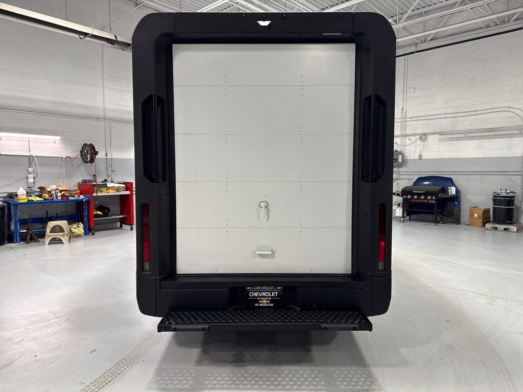 Used 2024 Chevrolet Brightdrop 600 w/ Commercial Equipment Package AWD/4WD image 35