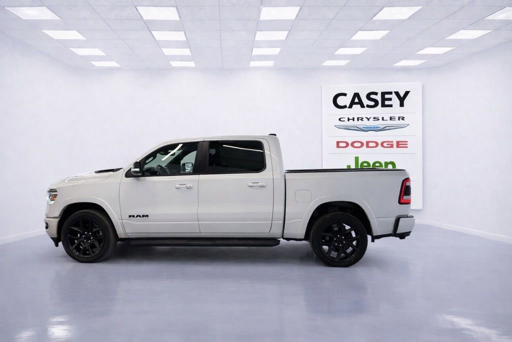 Used 2022 RAM 1500 Laramie AWD/4WD image 2