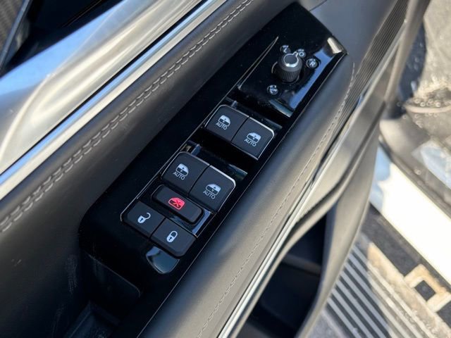 New 2026 Jeep Grand Wagoneer L Summit image 13