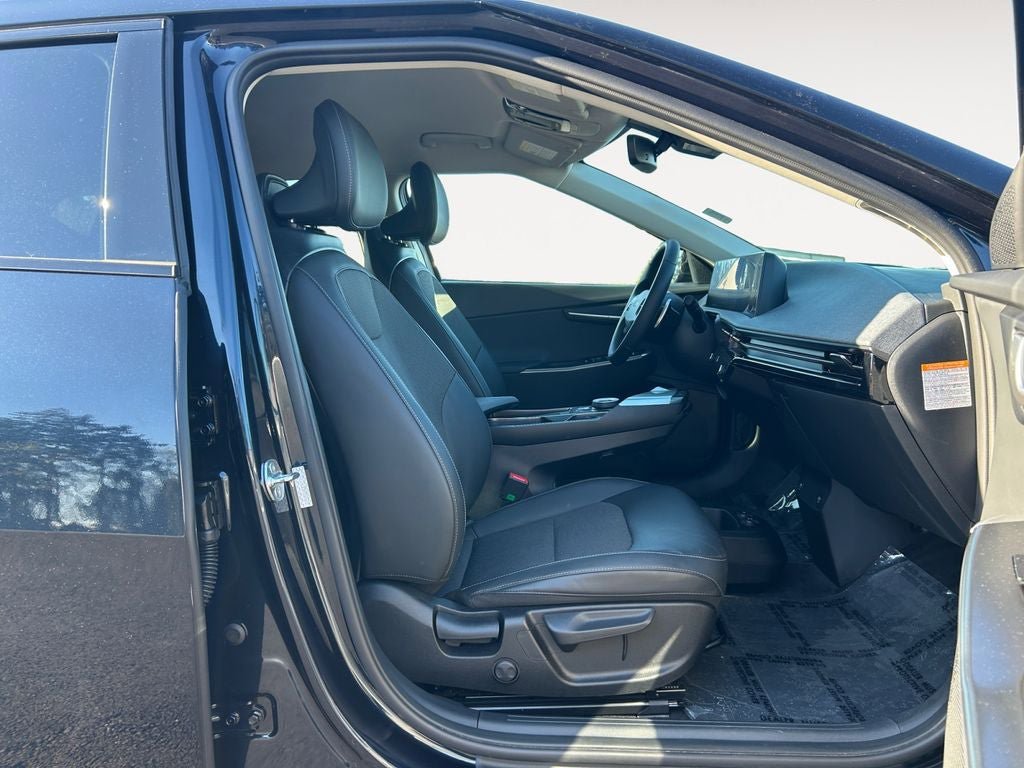 Used 2024 Kia EV6 Light RWD image 11