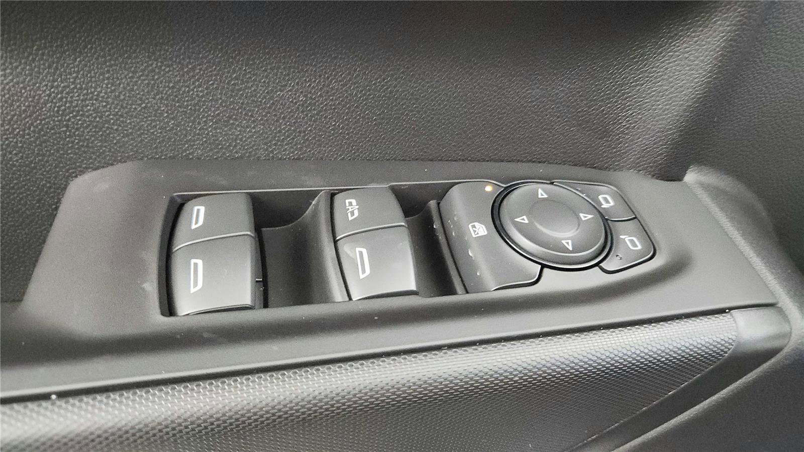 New 2025 Chevrolet Silverado 1500 Custom image 21