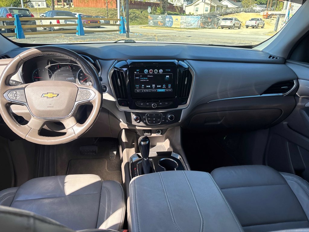 Used 2019 Chevrolet Traverse LT FWD image 19