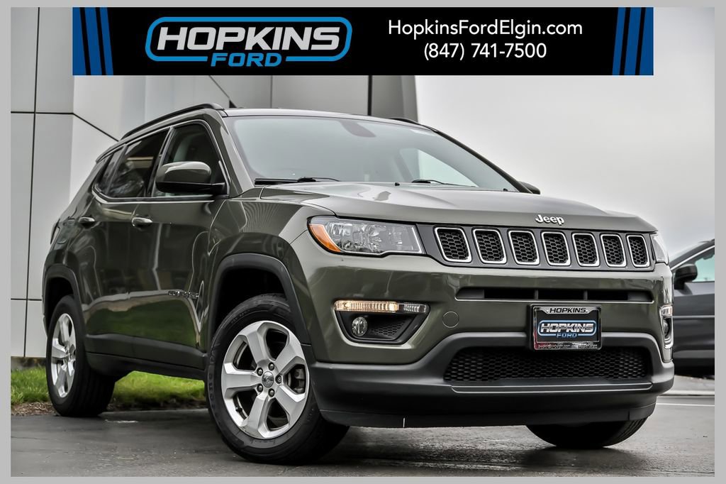Used 2018 Jeep Compass Latitude w/ Safe & Security Group AWD/4WD image 1