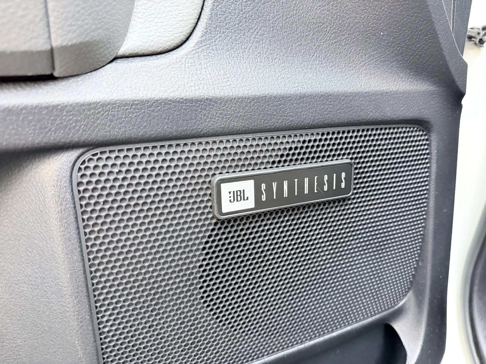 Used 2015 Toyota Sequoia Platinum AWD/4WD image 12