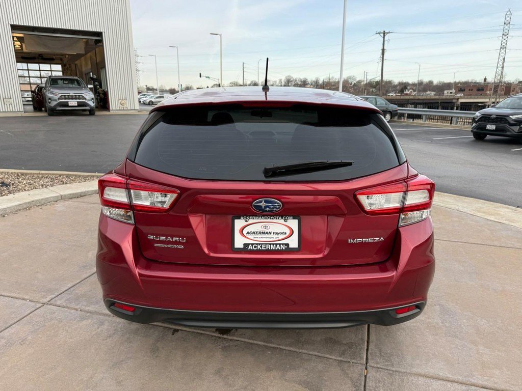 Used 2019 Subaru Impreza 2.0i image 10