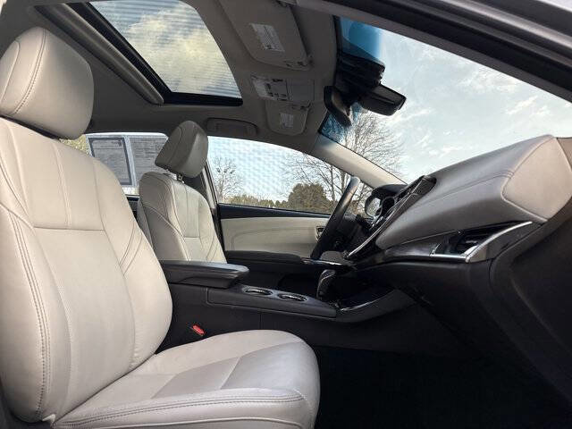 Used 2018 Toyota Avalon Limited w/ Protection Package image 9