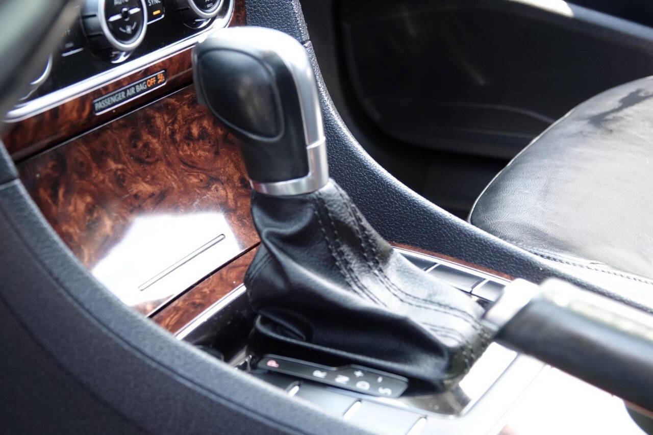 Used 2013 Volkswagen Passat TDI SEL Premium image 66