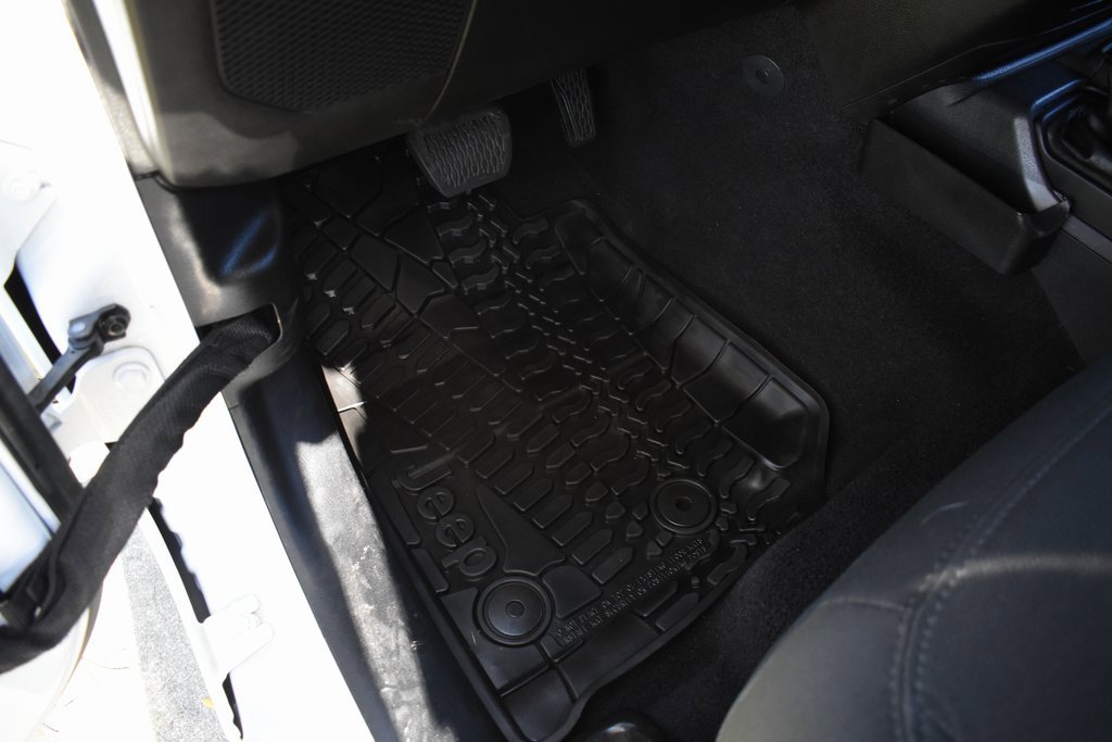 Used 2021 Jeep Wrangler Unlimited Sport image 22