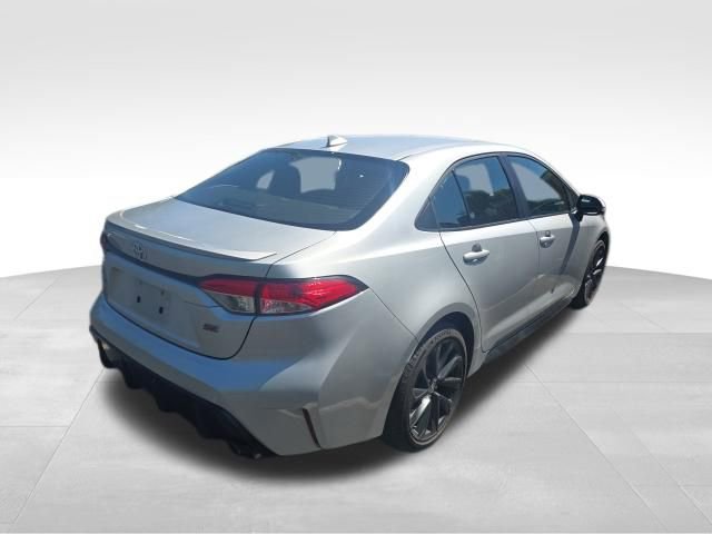 Used 2025 Toyota Corolla SE FWD image 5
