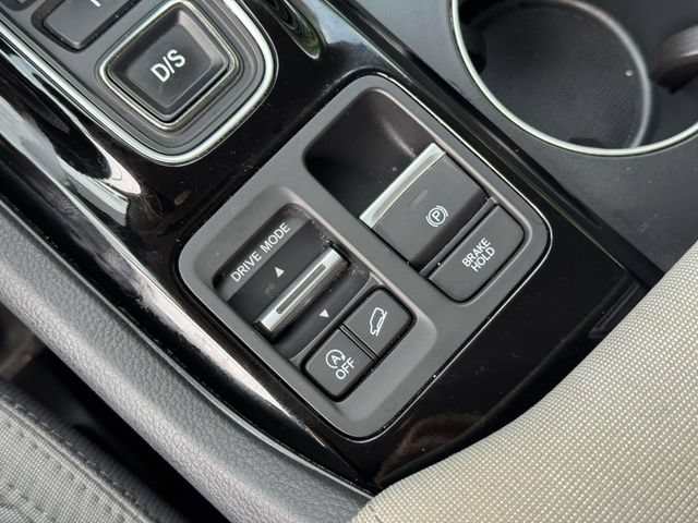Certified 2023 Honda Pilot LX image 29