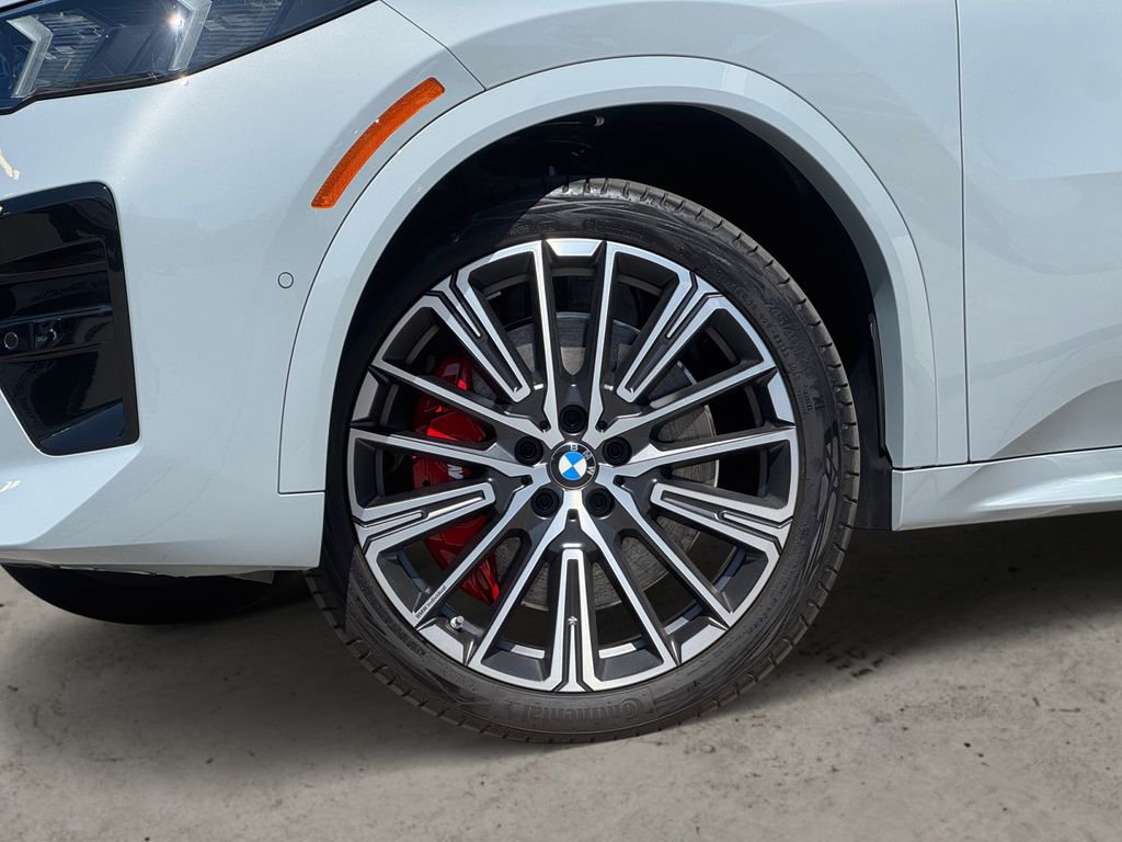 Used 2025 BMW X2 xDrive28i w/ Premium Package AWD/4WD image 9