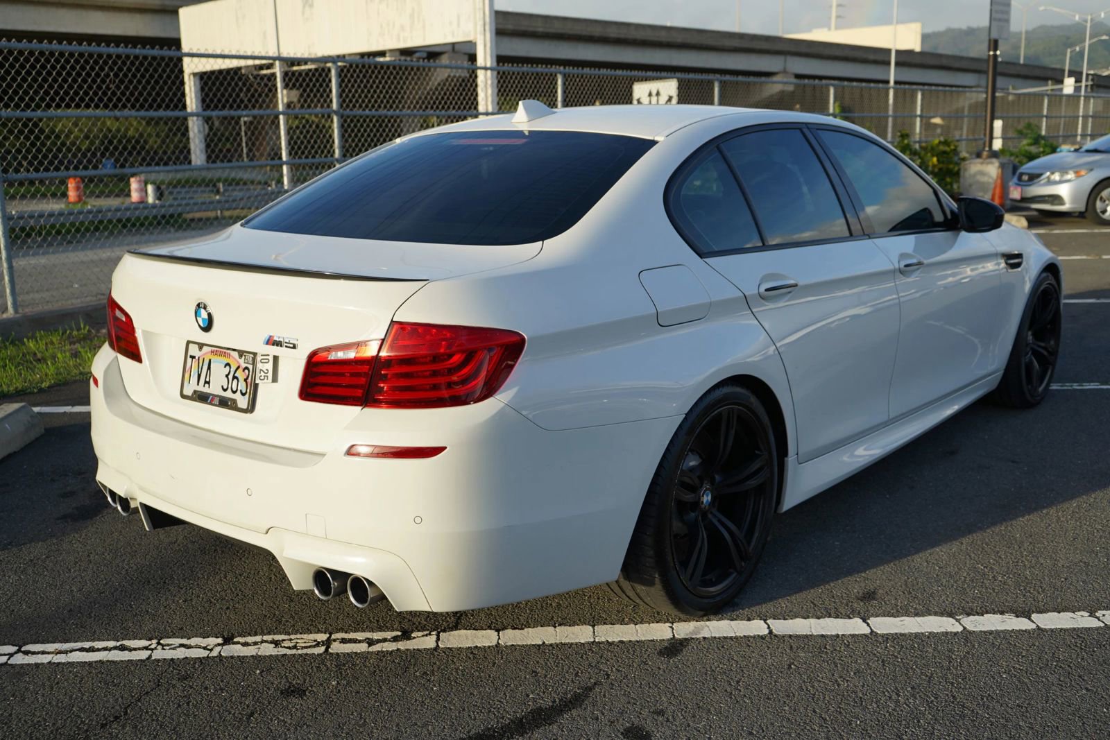 Used 2016 BMW M5 image 25
