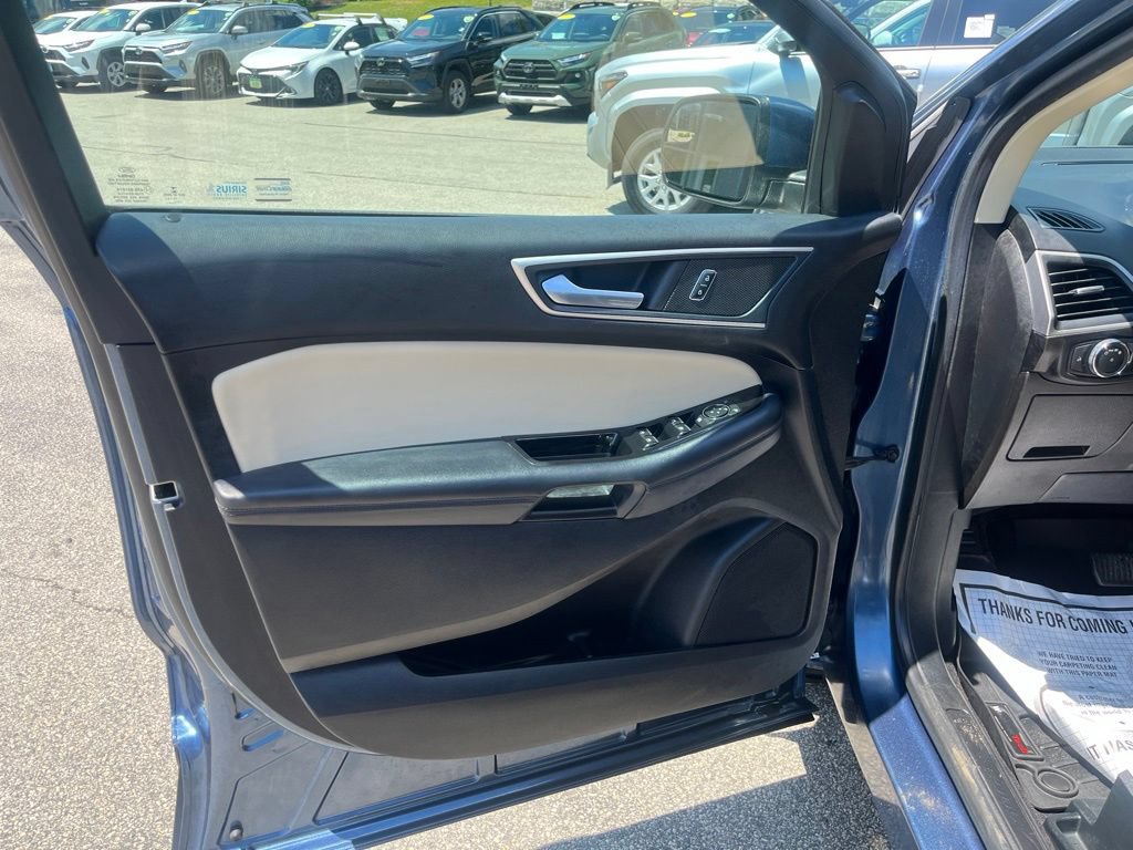 Used 2018 Ford Edge SEL w/ Equipment Group 201A AWD/4WD image 6