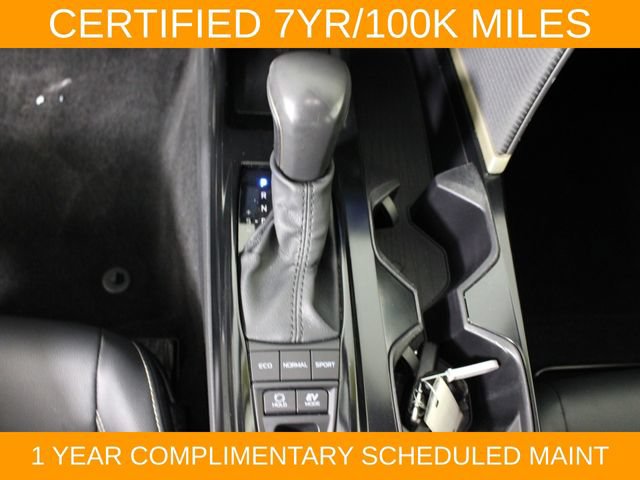 Used 2025 Toyota Camry SE FWD image 27