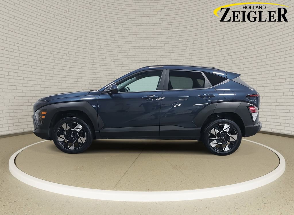 Certified 2025 Hyundai Kona SEL image 8