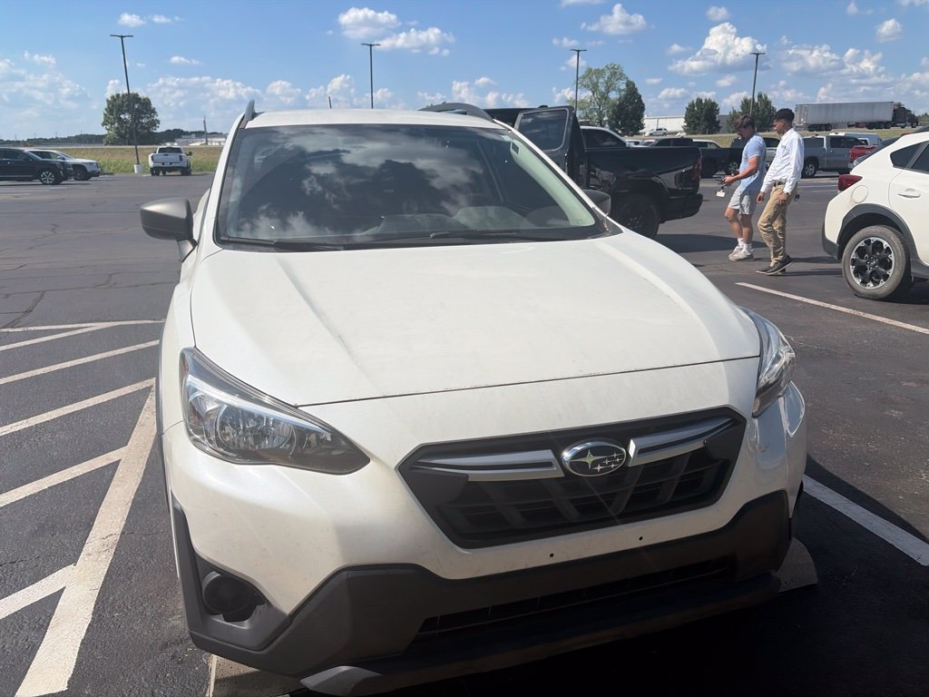 Used 2023 Subaru Crosstrek 2.0i AWD/4WD image 2