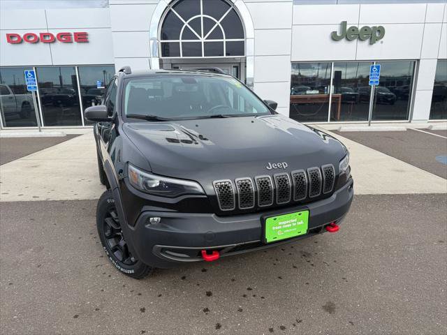 Certified 2020 Jeep Cherokee Trailhawk w/ Comfort/Convenience Group AWD/4WD image 1