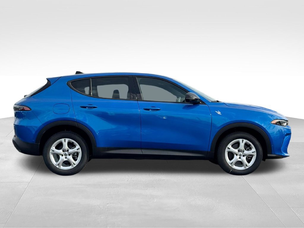 New 2025 Dodge Hornet GT w/ Tech Pack AWD/4WD image 8