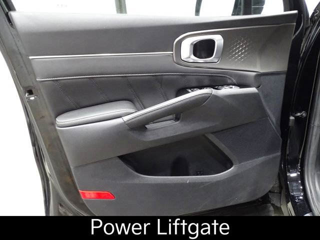 Certified 2023 Kia Sorento SX image 18