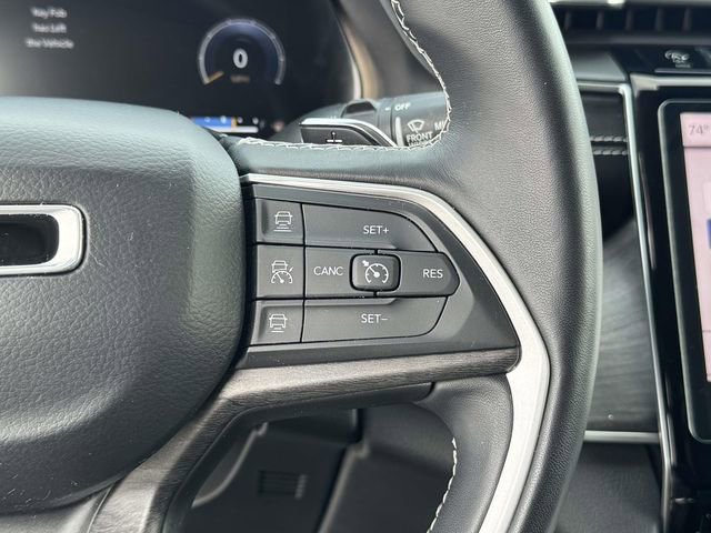 Used 2021 Jeep Grand Cherokee L Limited w/ Luxury Tech Group II image 10