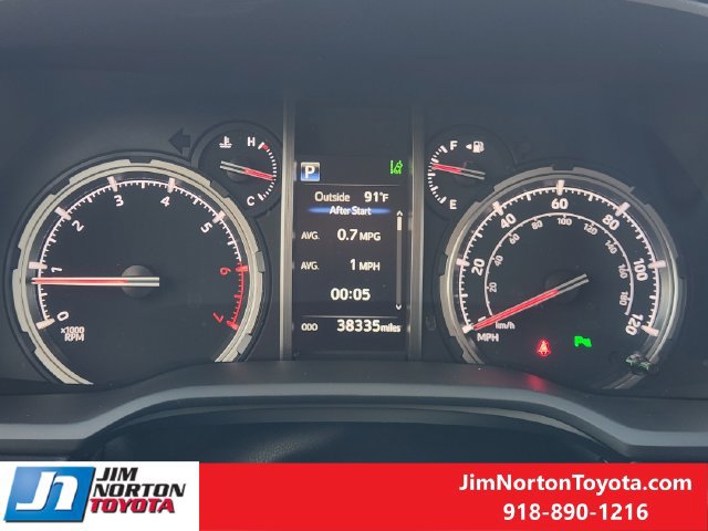 Used 2023 Toyota 4Runner Limited AWD/4WD image 18