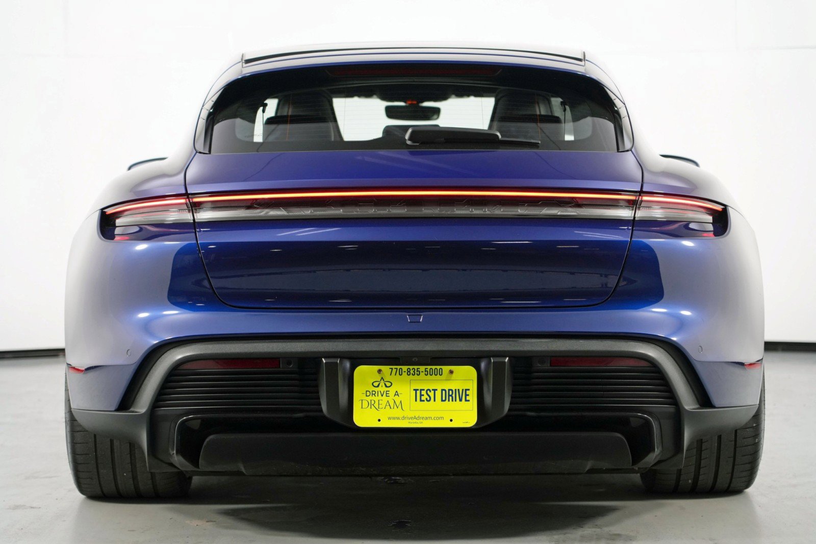Used 2023 Porsche Taycan GTS AWD/4WD image 11