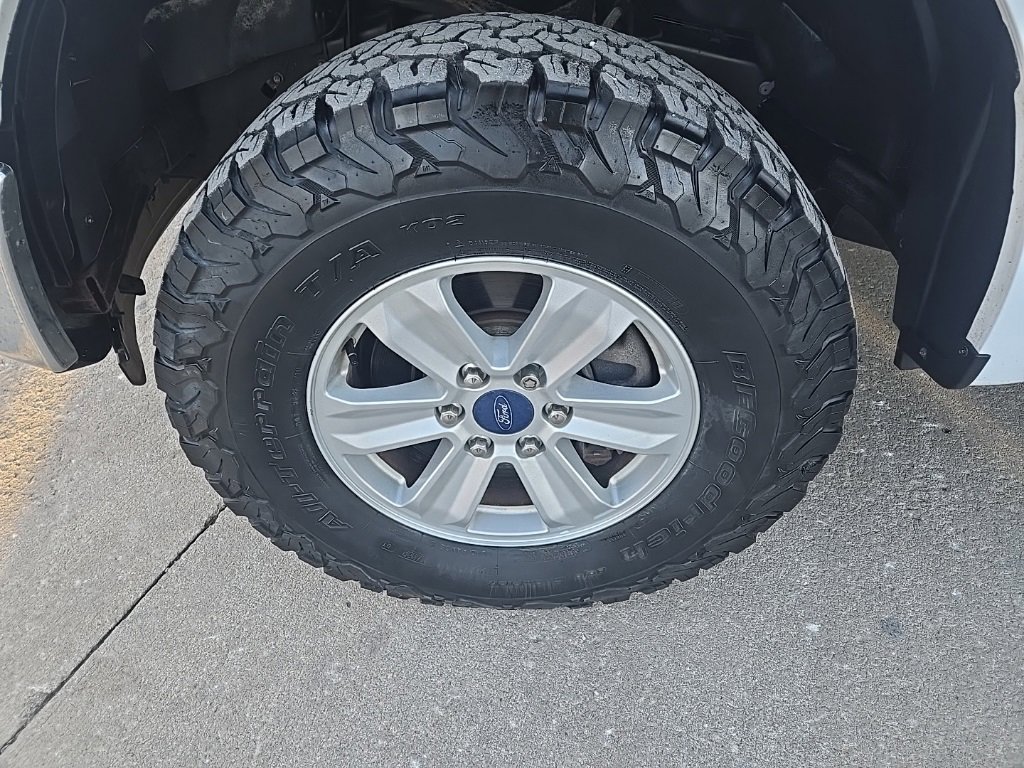 Used 2015 Ford F150 XLT image 30